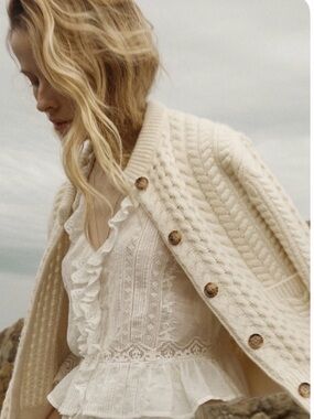 DÔEN Mercina Cardigan – XS – Rare Sold-Out Style 🤍